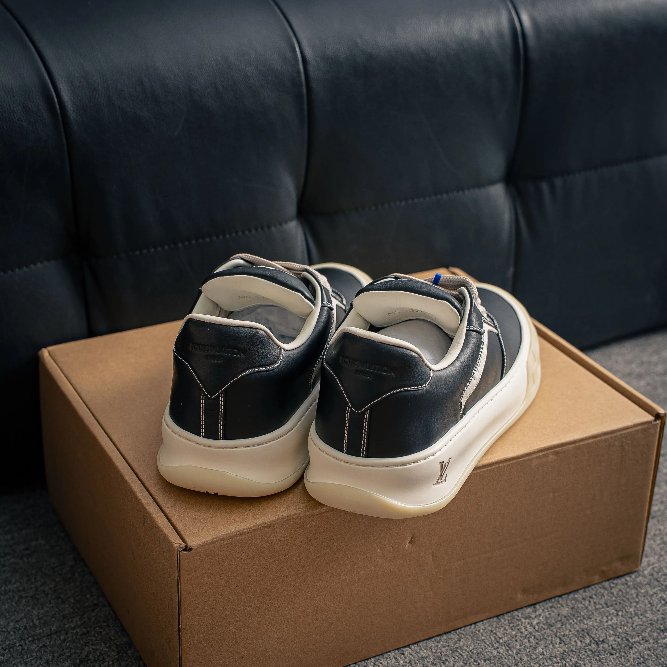 # LV tilted ， Shoes，Sneakers， Shoes，Skate Shoes~~ Sneakers， LV Shoes ， Cushioning TPU Vuitton ，